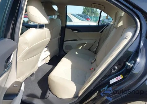 2018 Toyota Camry Le из США, поврежденный, VIN 4T1B11HK2JU674609